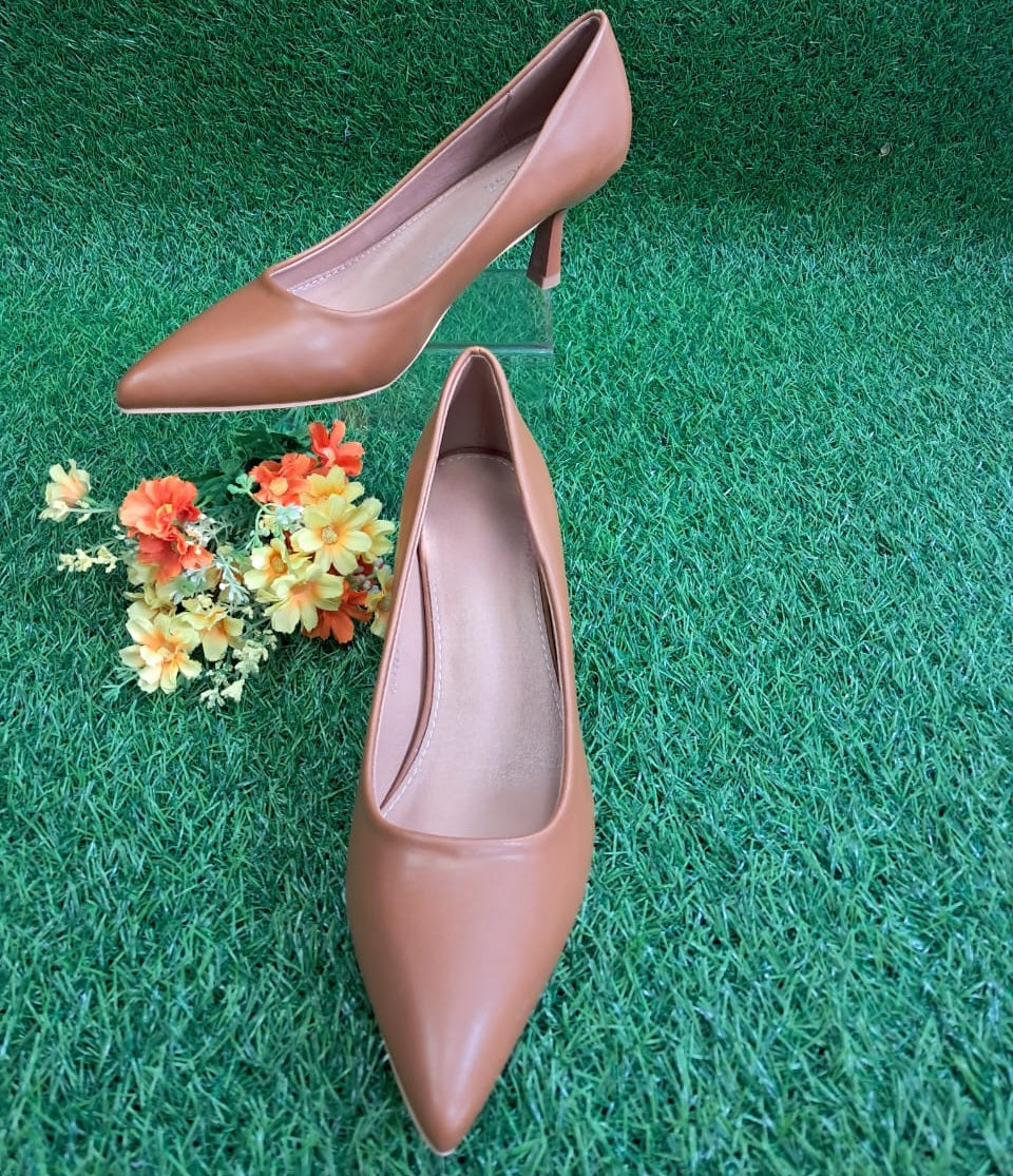 Kaythin Pumps
