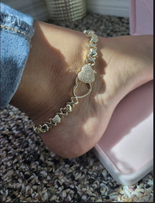 Hearts and Kisses Anklet