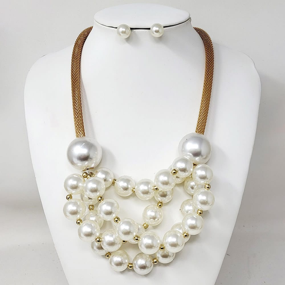 Opulent Pearl Cluster