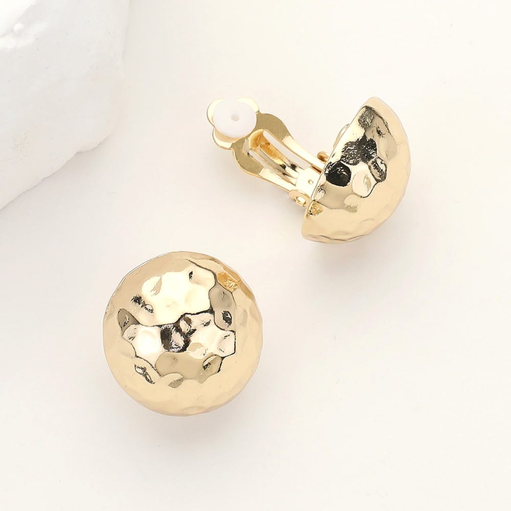 Hammered Chic Studs