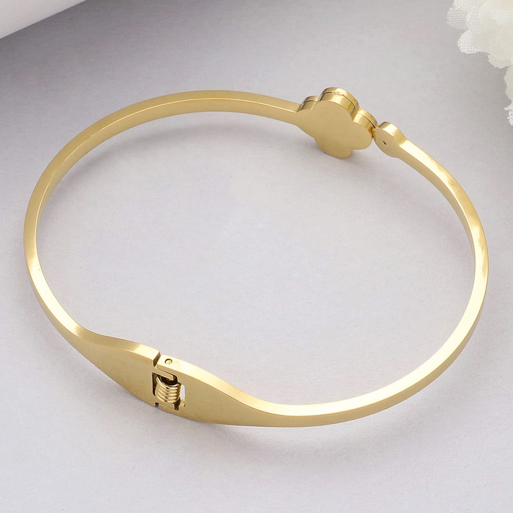 Golden Luxe Clover Cuff