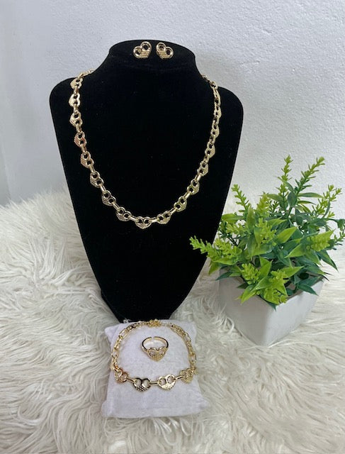 Golden Romance 4-Piece Set