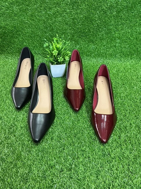 Audrey Kitten Heel