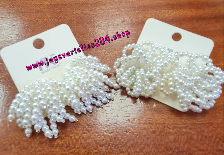 Cluster Pearl Earrings